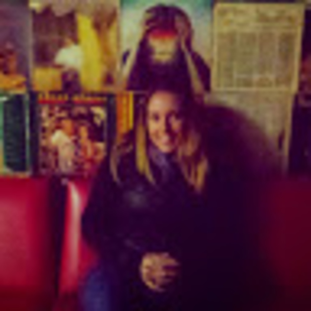 Meet your Posher, Jennifer